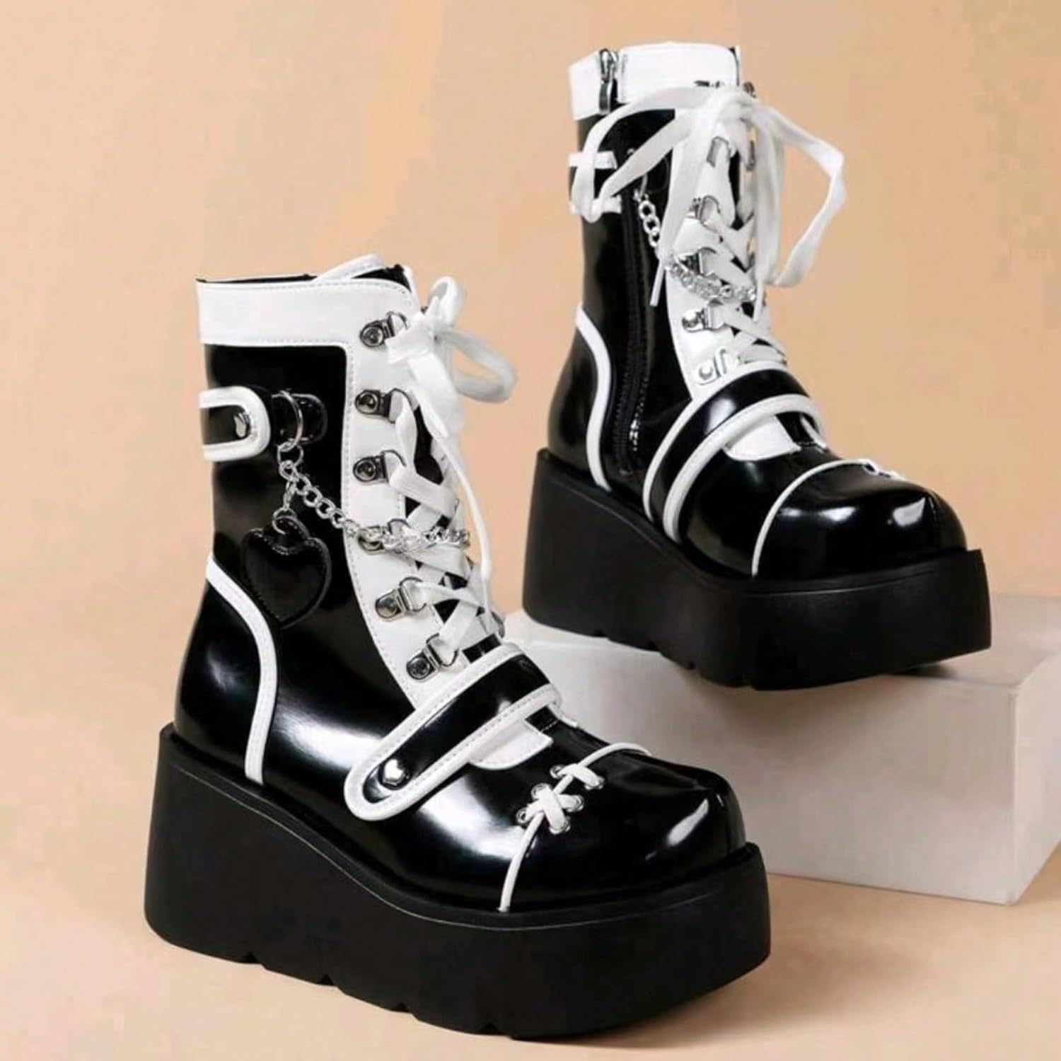 XYKHUI Goth Platform Buckle Boots for Women's Chunky High Heel Lace Up Punk Motorcycle Combat Boots with Chain Black