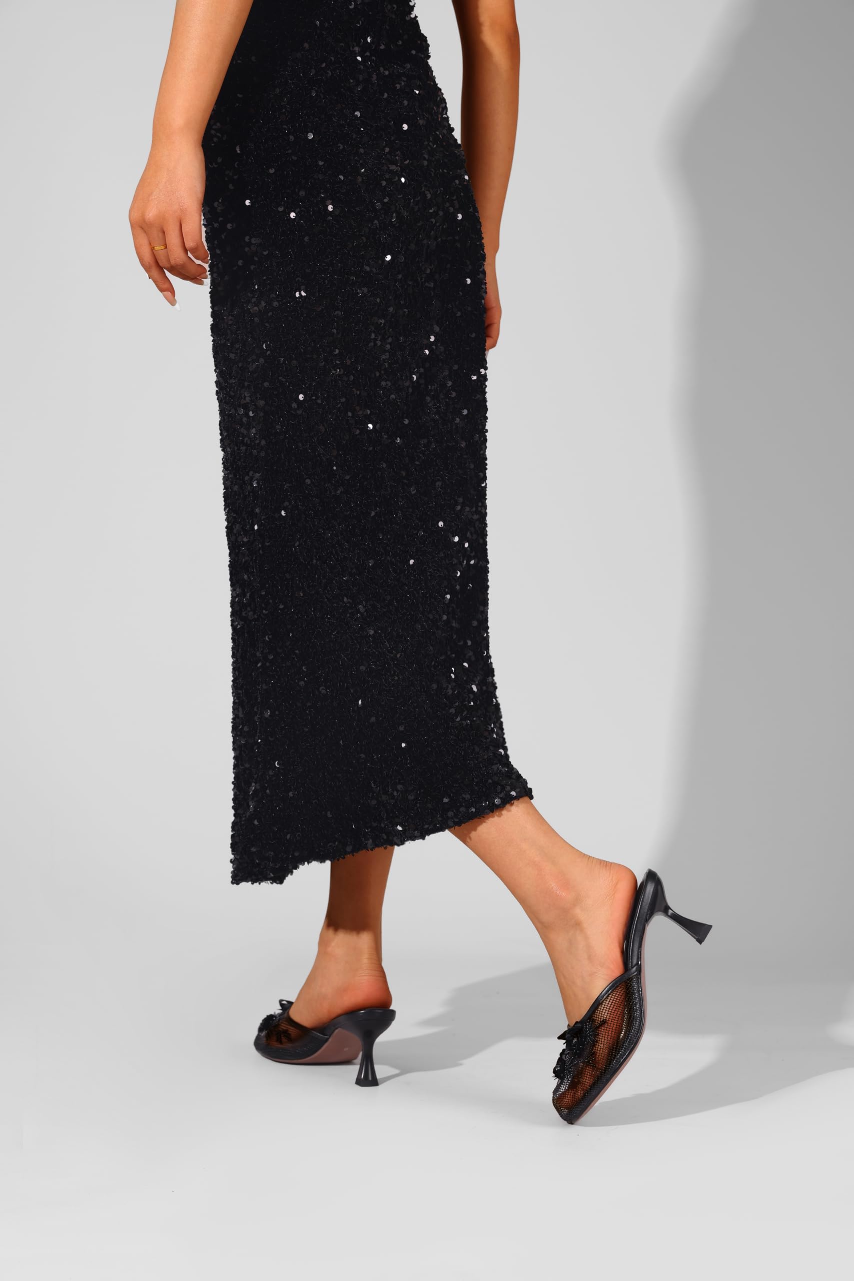 Tracieshoes Women's Mesh Mule Slip On Sandals With Floral Sequin Embellishments Round Toe Middle 2.5 Inch Heel Slides Slippers Black