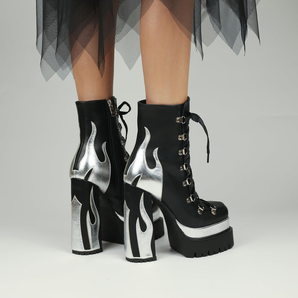 Black/Silver HiColor women’s silver flames Ankle Boot