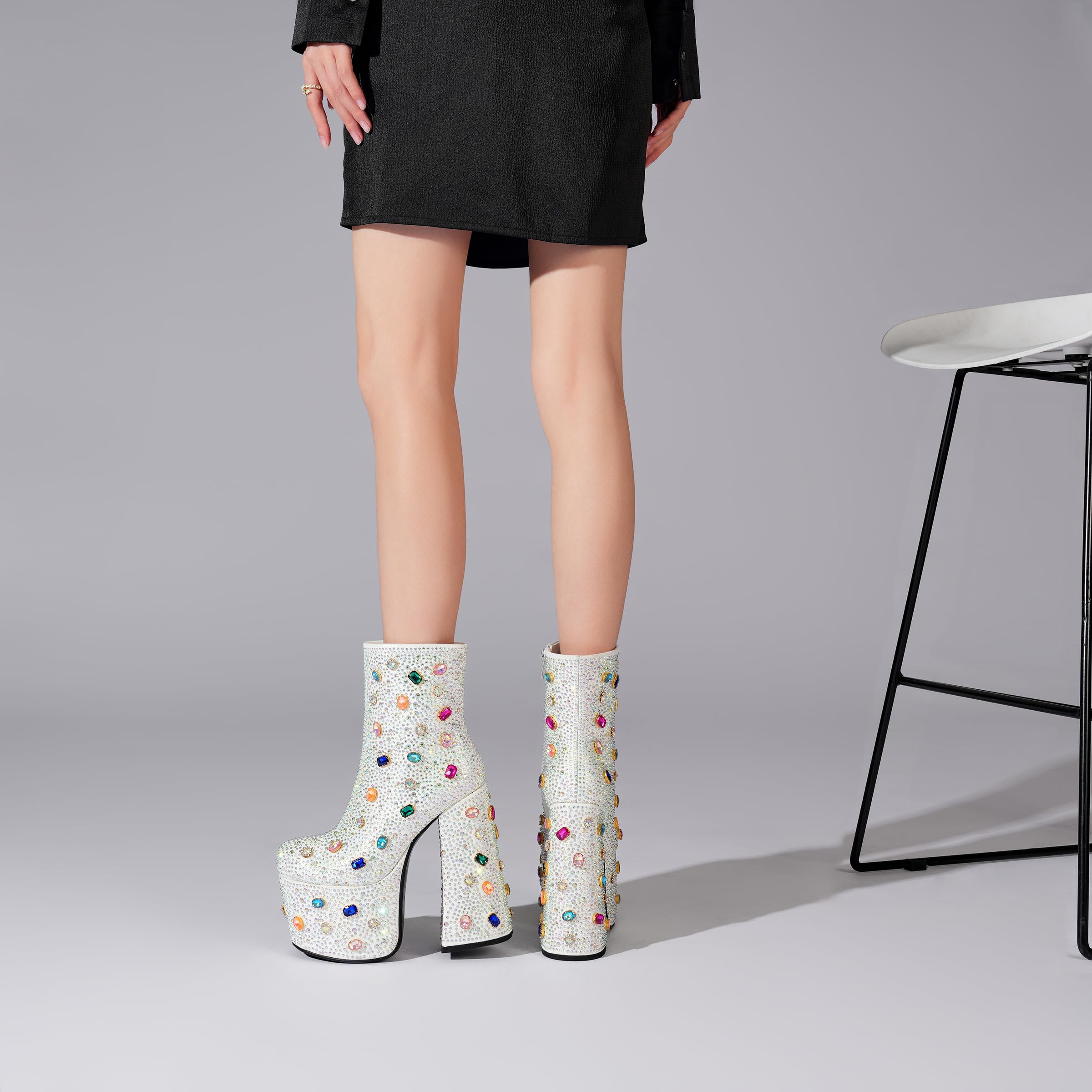 White Tsrenlmln Mid Ankle Boot